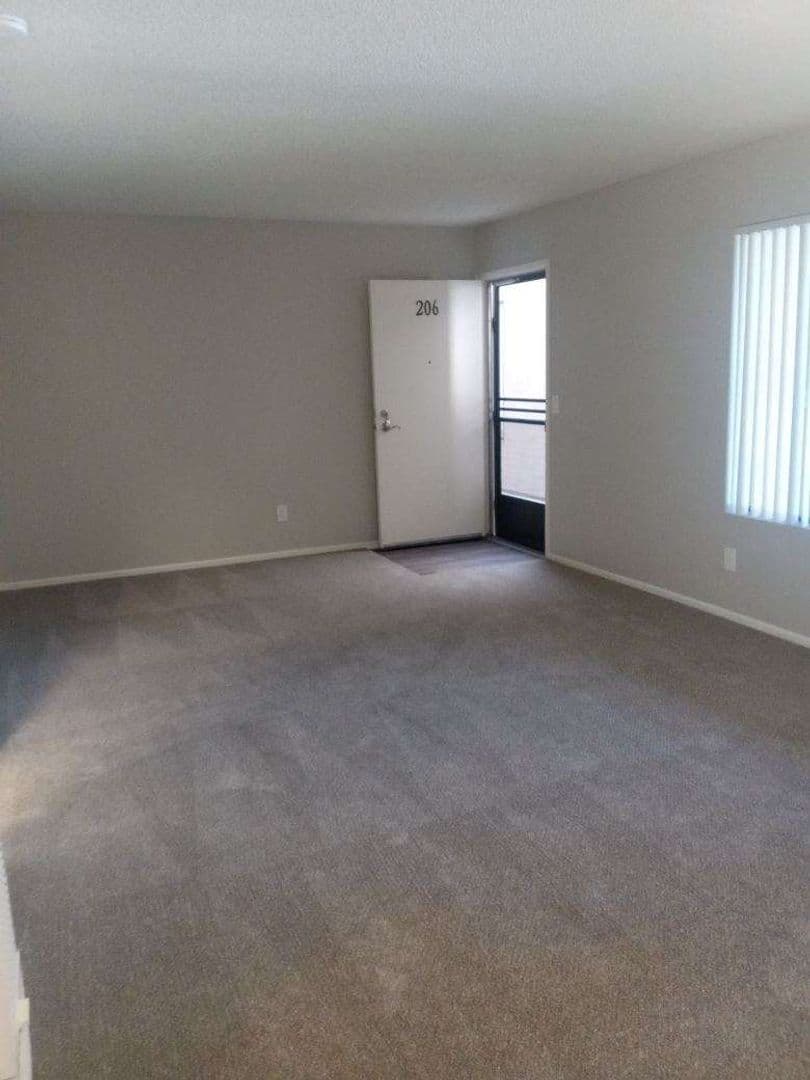 Anaheim Apartment: 127 West Cypress Street