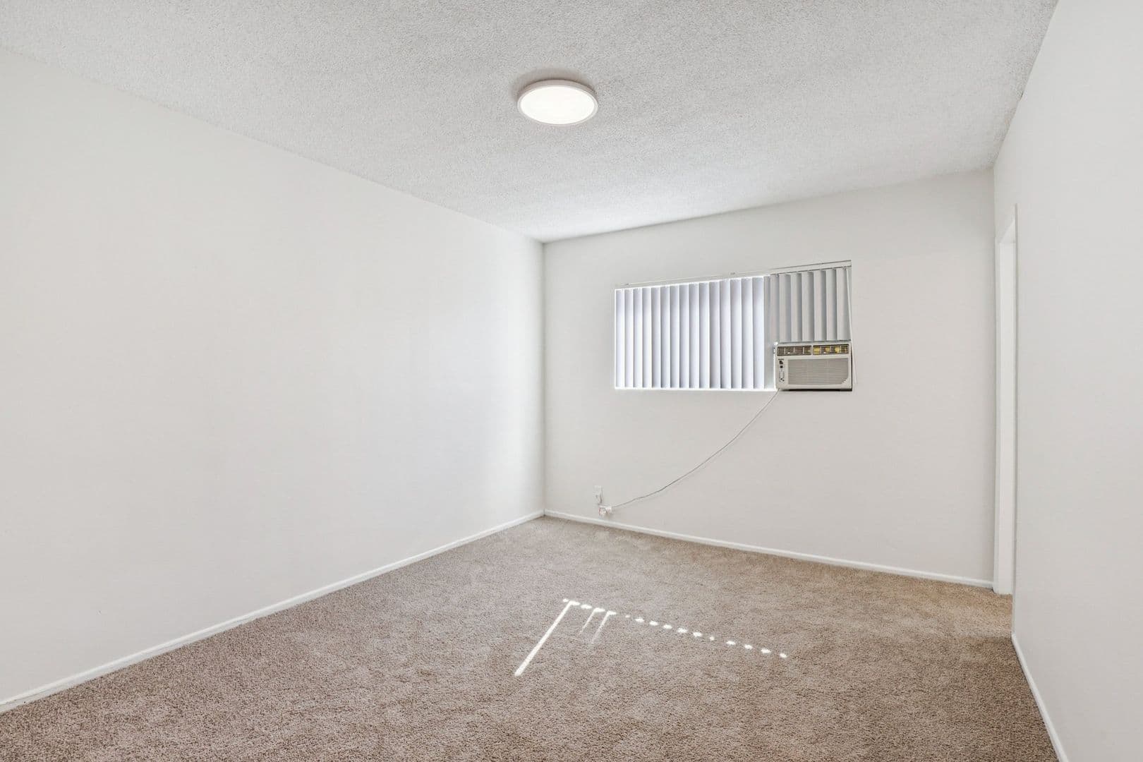 Anaheim Apartment: 1237 & 1243 North Dresden Place