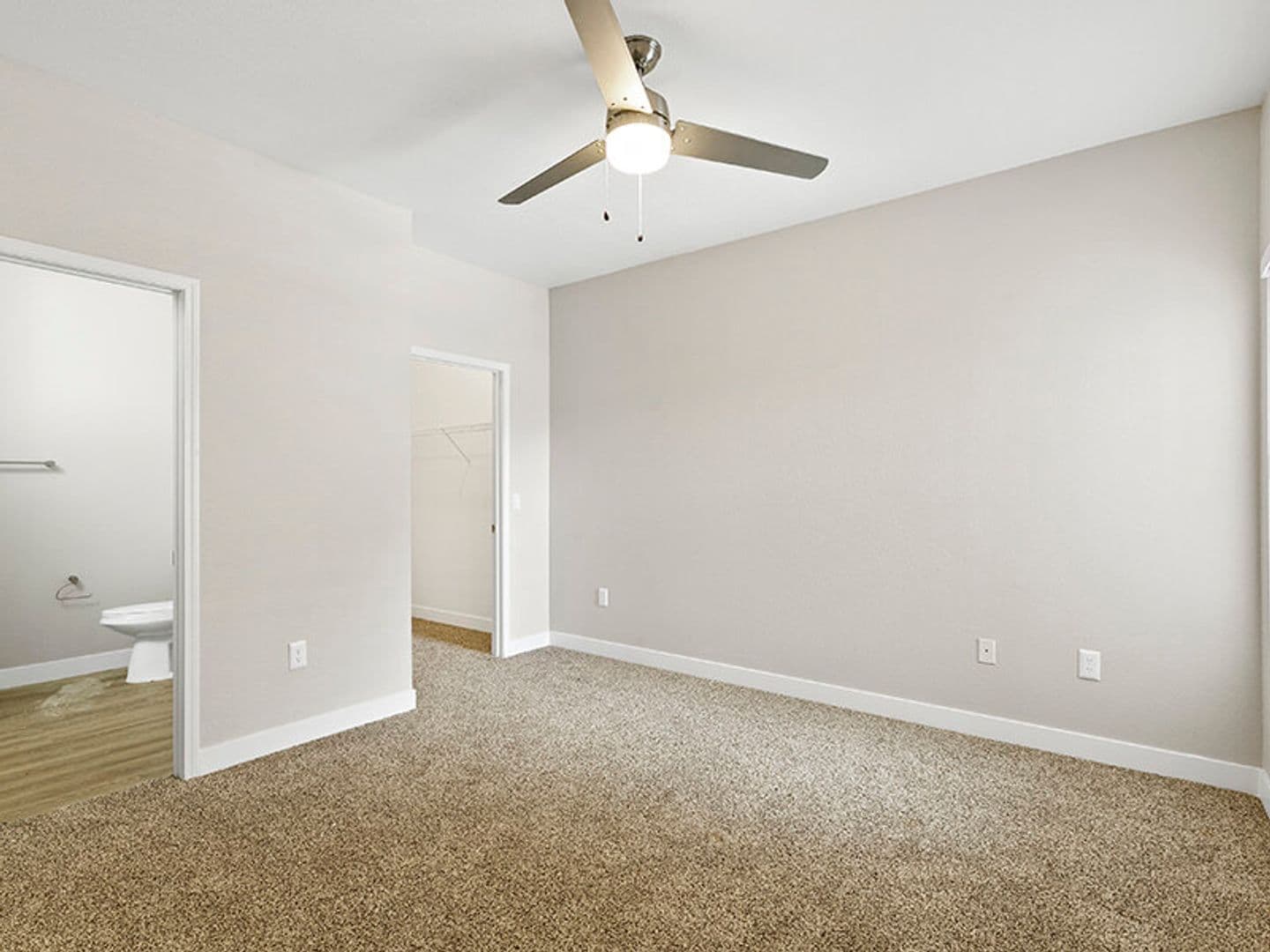 Phoenix Apartment: 16804 N 42nd Avenue