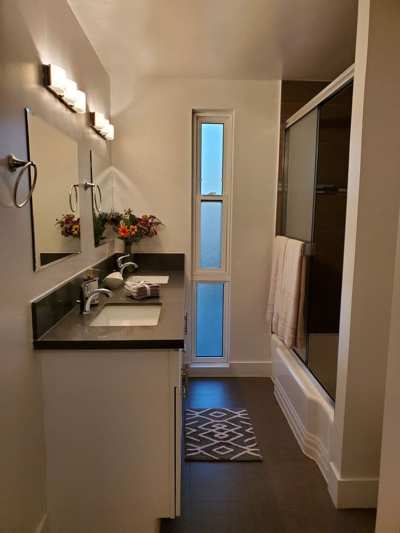 South Pasadena Apartment: 1653 Amberwood Drive