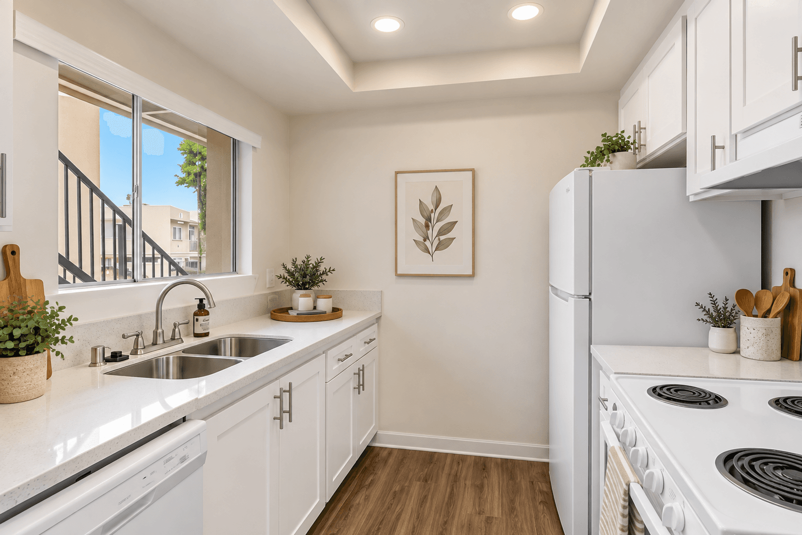 Upland Apartment: 859 N Mountain Avenue