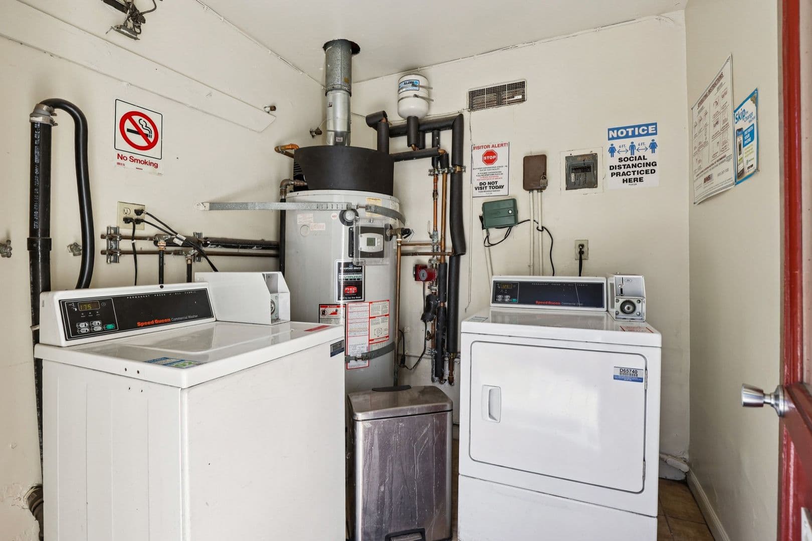 Anaheim Apartment: 1237 & 1243 North Dresden Place