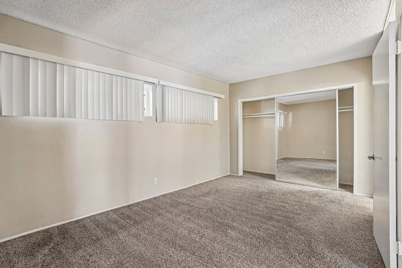 Pasadena Apartment: 410 Raymondale Drive