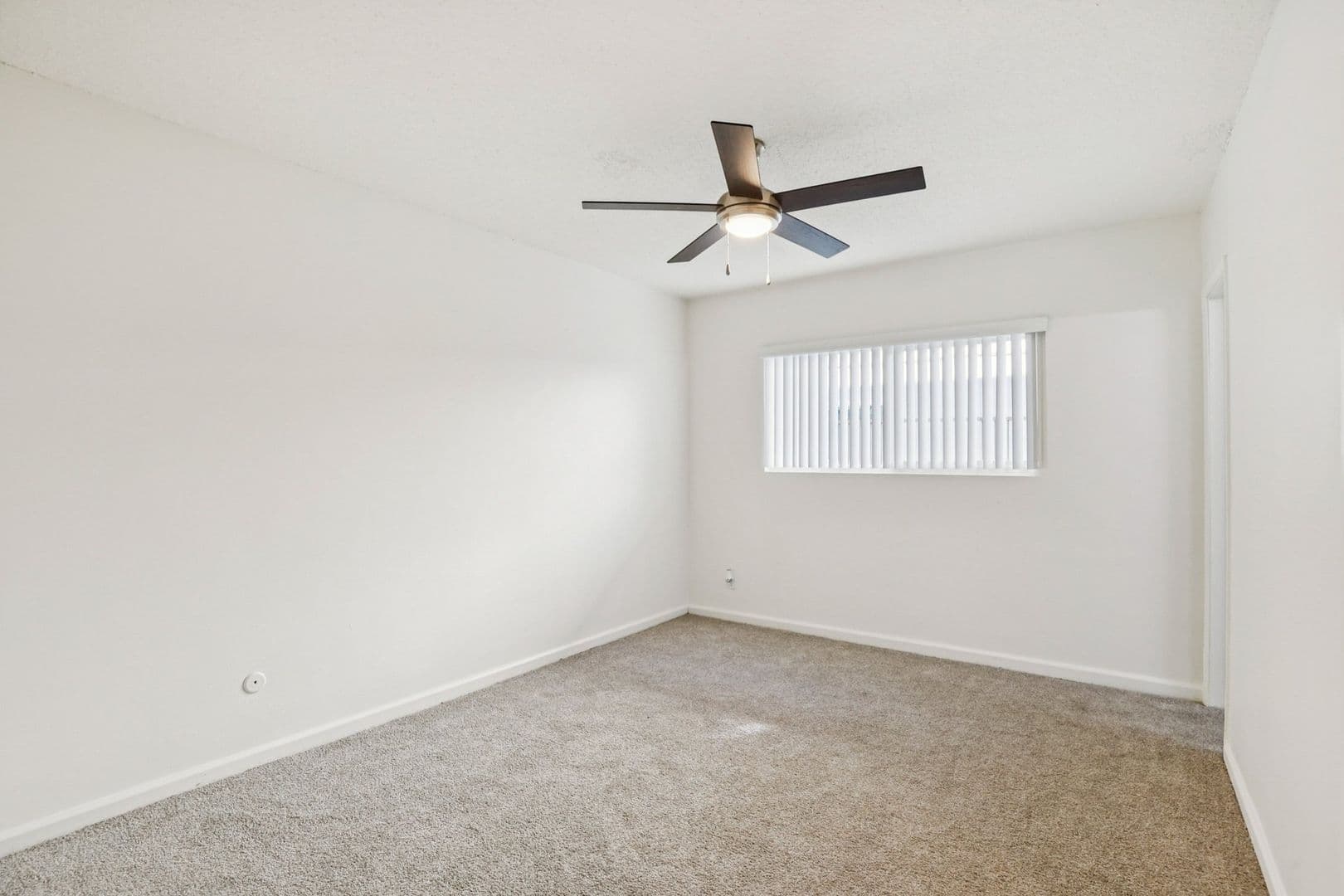 Anaheim Apartment: 1237 & 1243 North Dresden Place