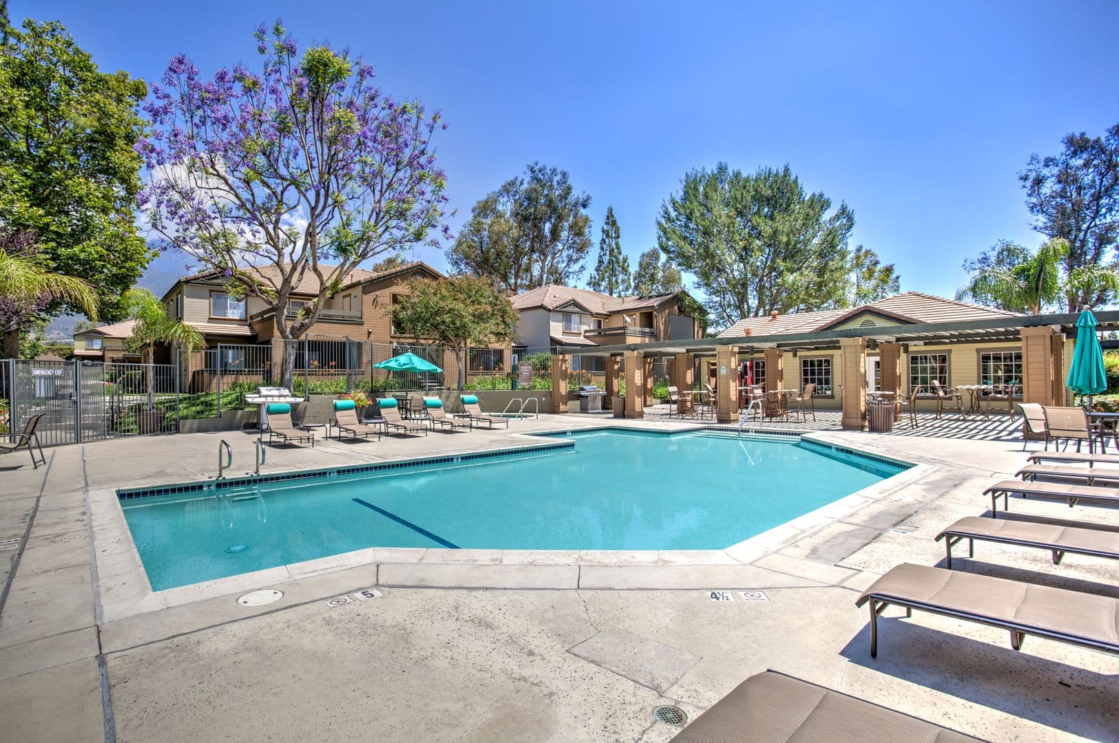 Alta Loma Apartment: 9600 19th Street