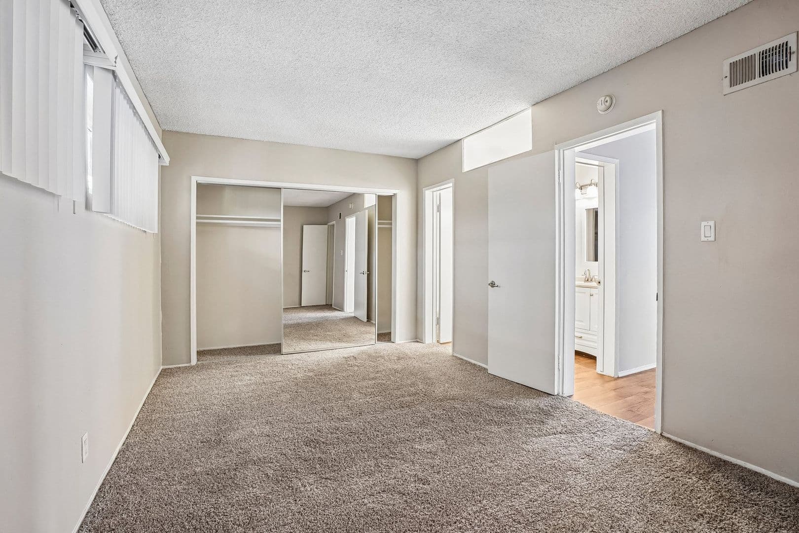 Pasadena Apartment: 410 Raymondale Drive