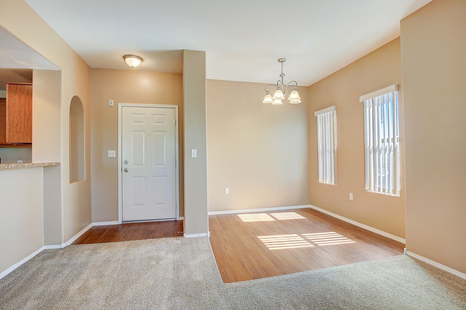 Las Vegas Apartment: 6885 W. Lone Mountain Rd.