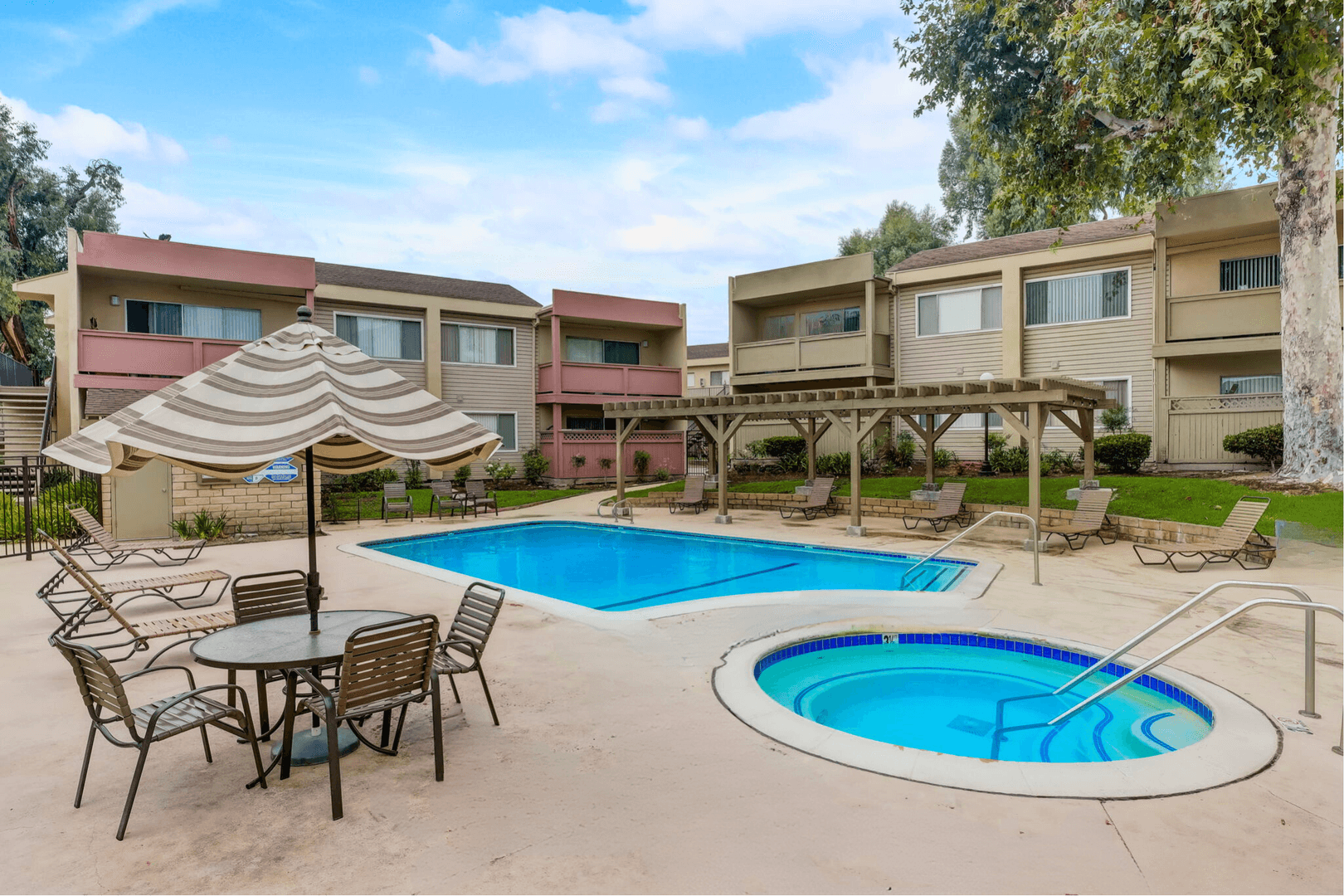 Upland Apartment: 859 N Mountain Avenue