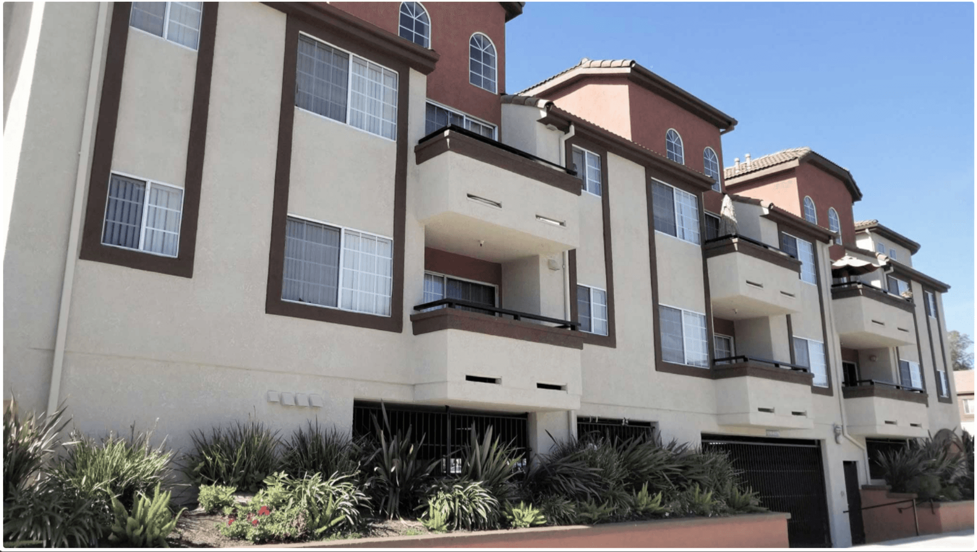 Los Angeles Apartment: 8600 Emerson Avenue