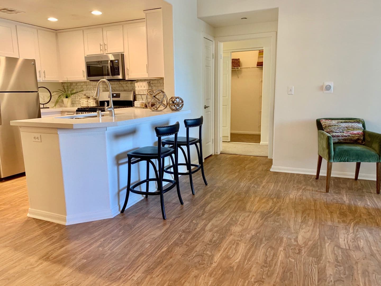 Las Vegas Apartment: 9550 W. Sahara Ave