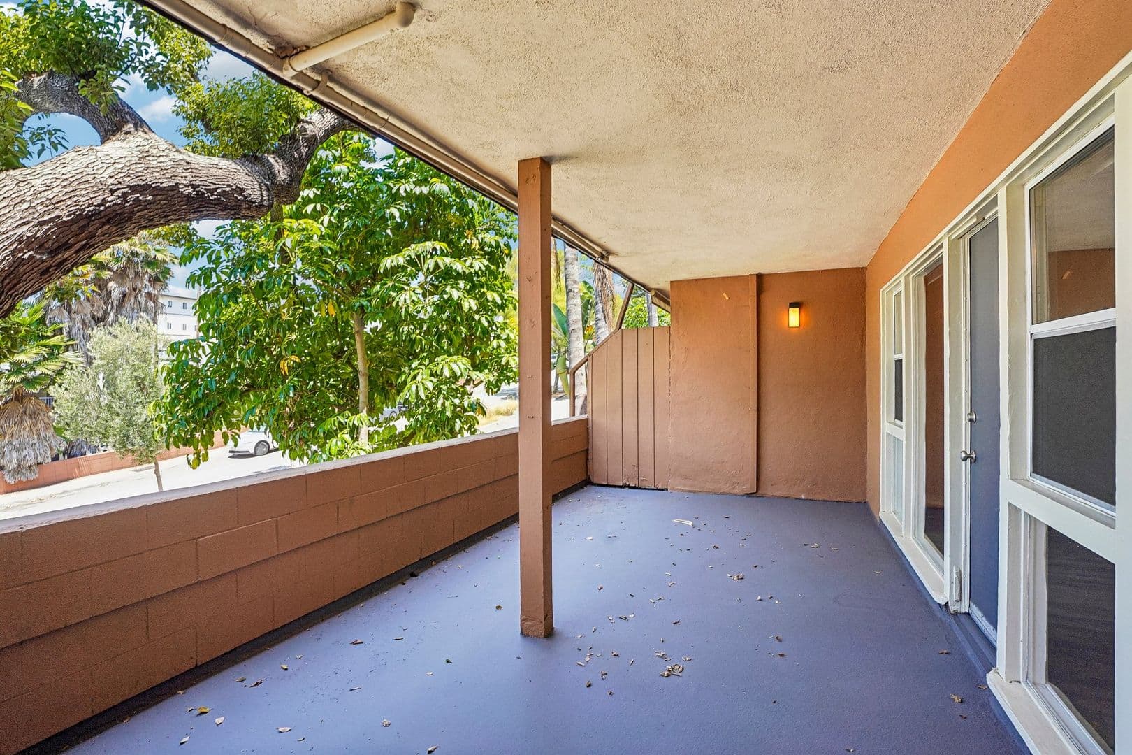 Pasadena Apartment: 410 Raymondale Drive