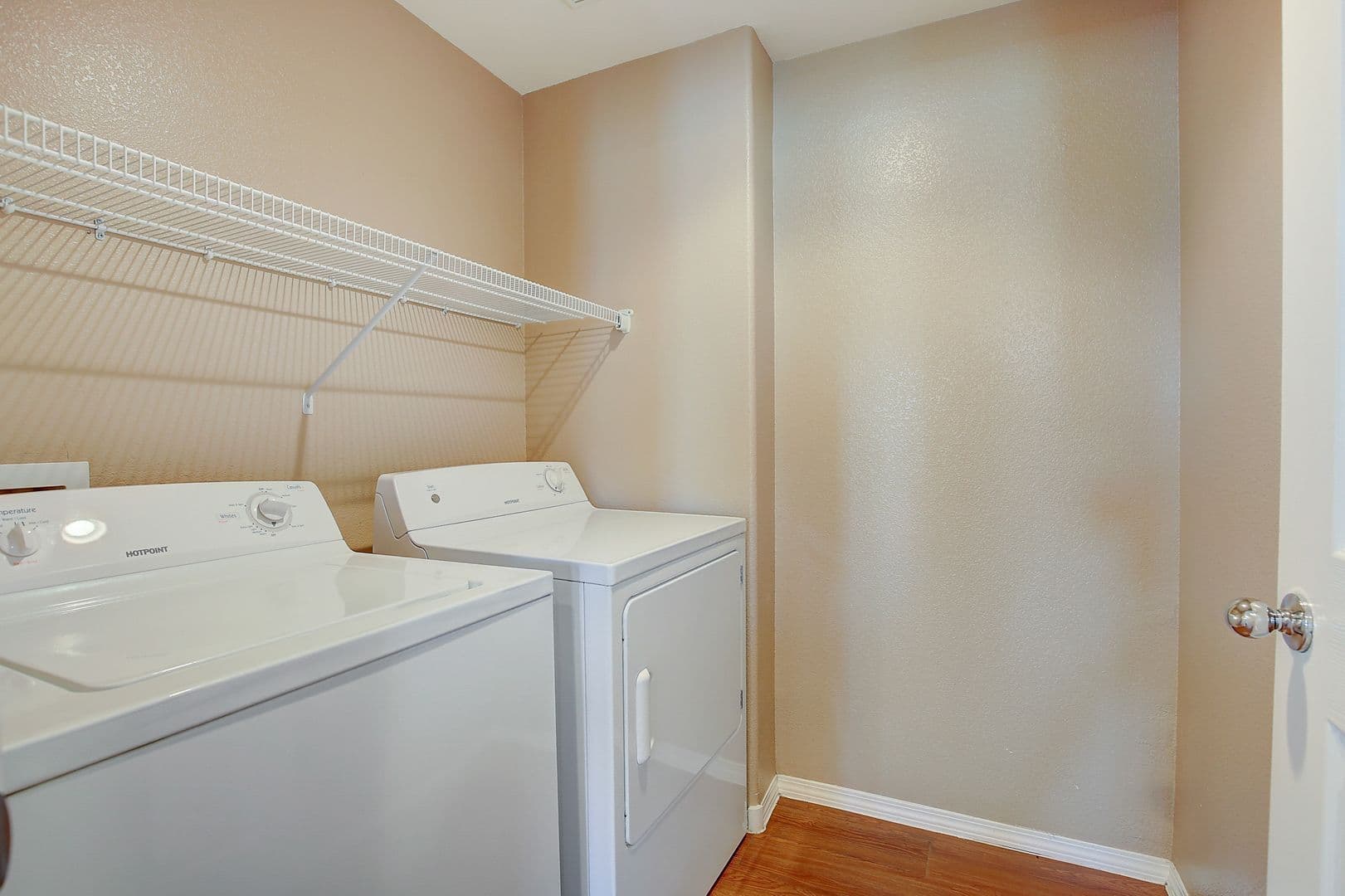 Las Vegas Apartment: 6885 W. Lone Mountain Rd.