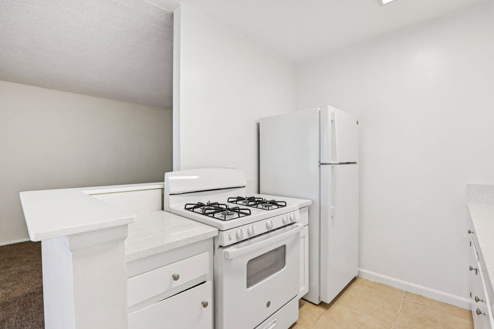 Anaheim Apartment: 1237 & 1243 North Dresden Place