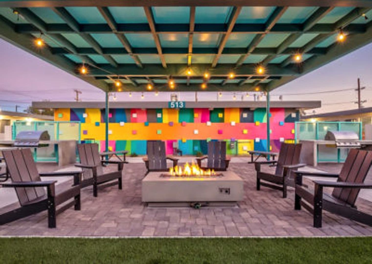 Las Vegas Apartment: 501 S 10th Street