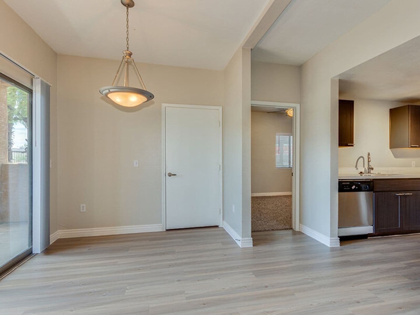 Phoenix Apartment: 16804 N 42nd Avenue