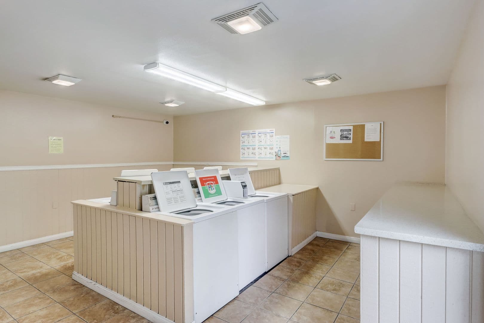 Upland Apartment: 859 N Mountain Avenue