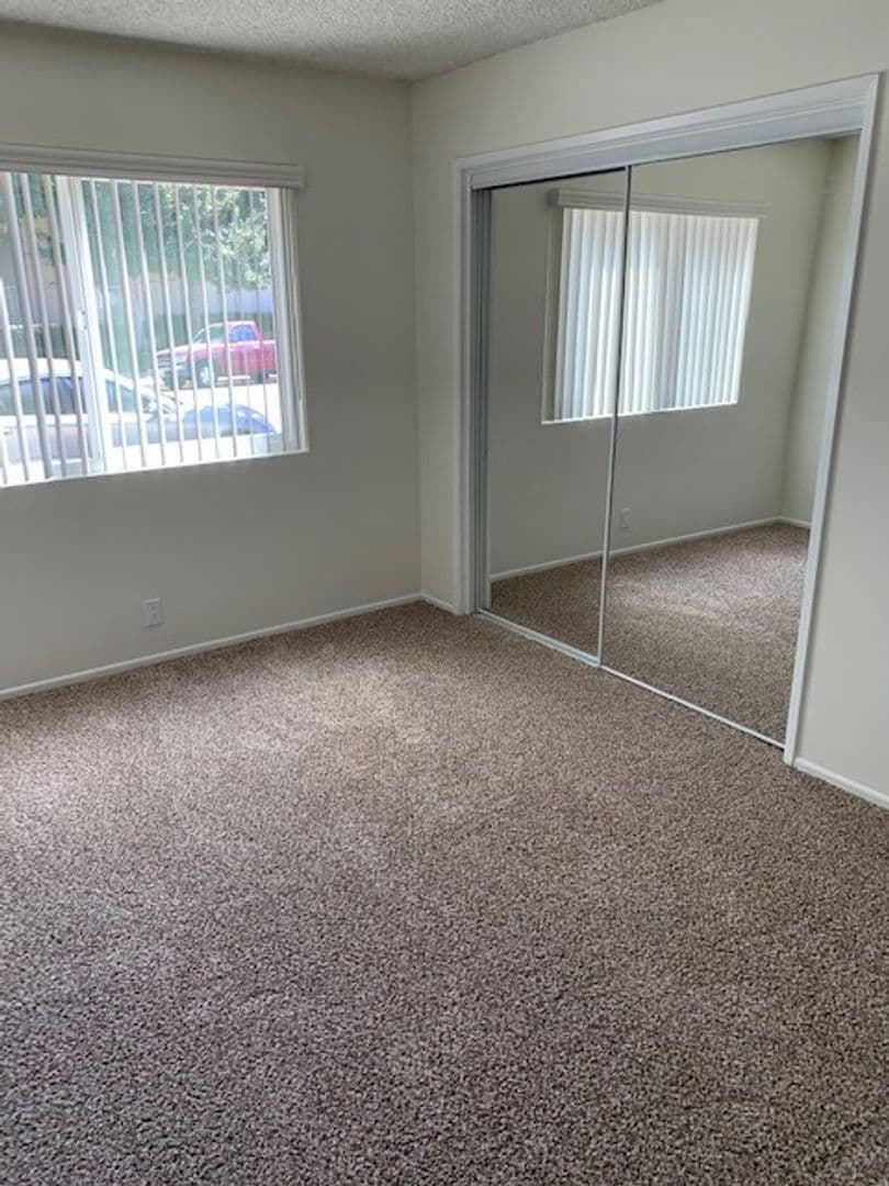 Ventura Apartment: 3325 Armada Drive