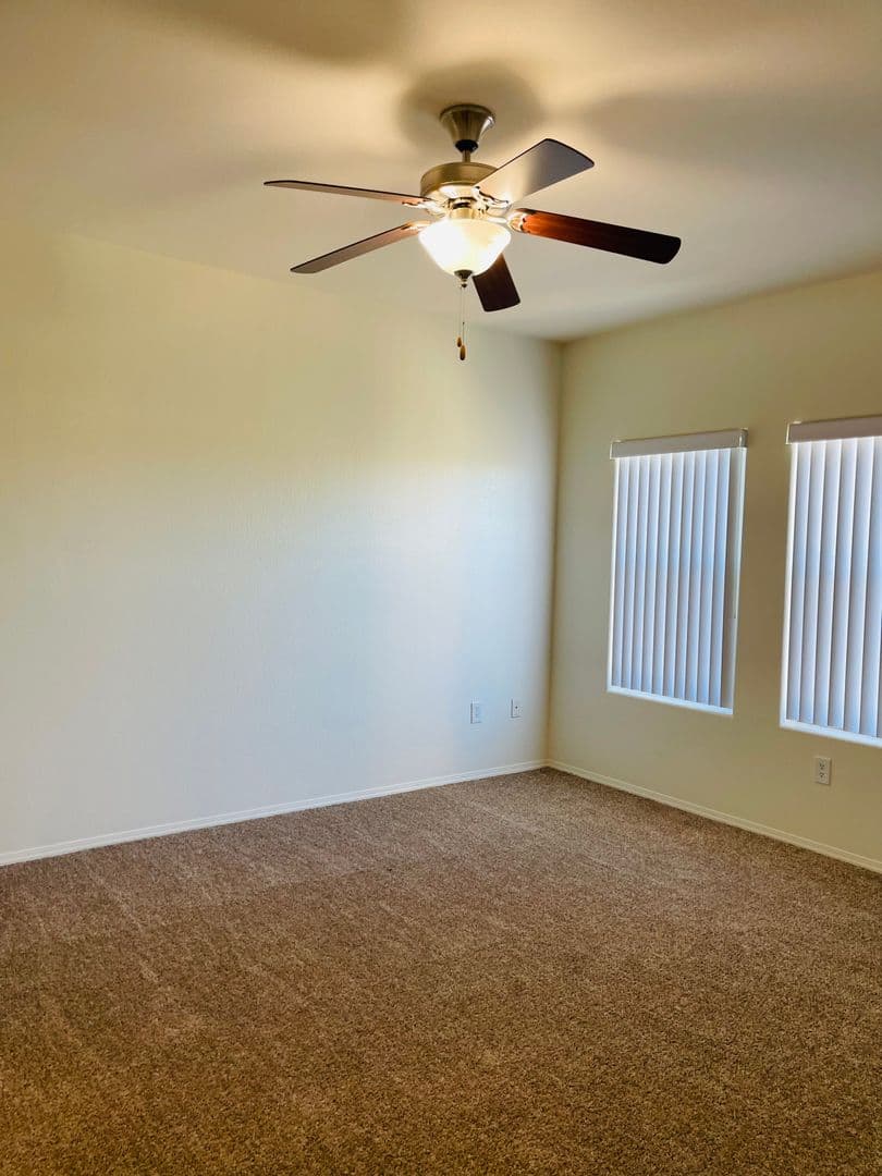 Las Vegas Apartment: 6885 W. Lone Mountain Rd.