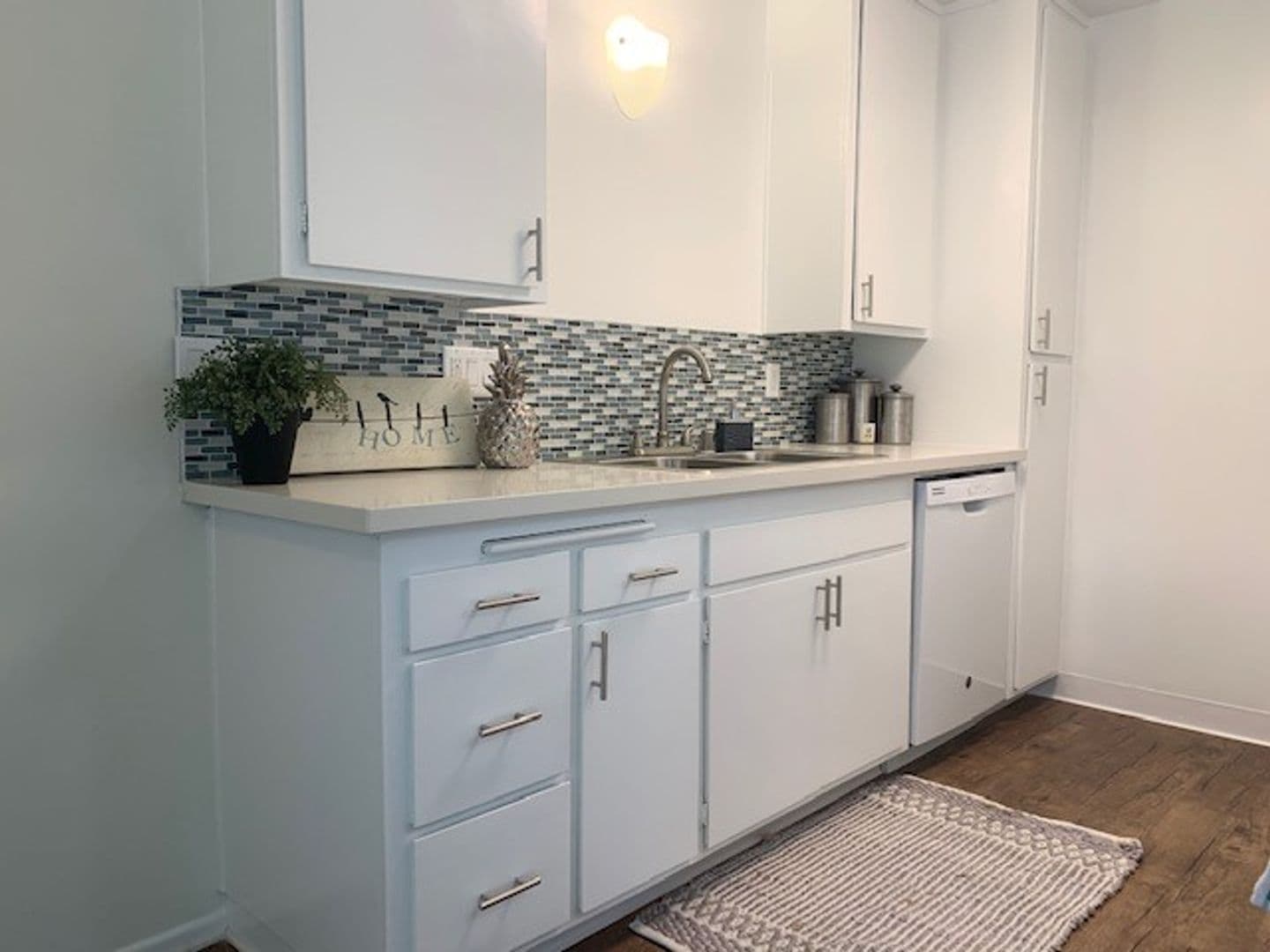 Ventura Apartment: 3325 Armada Drive