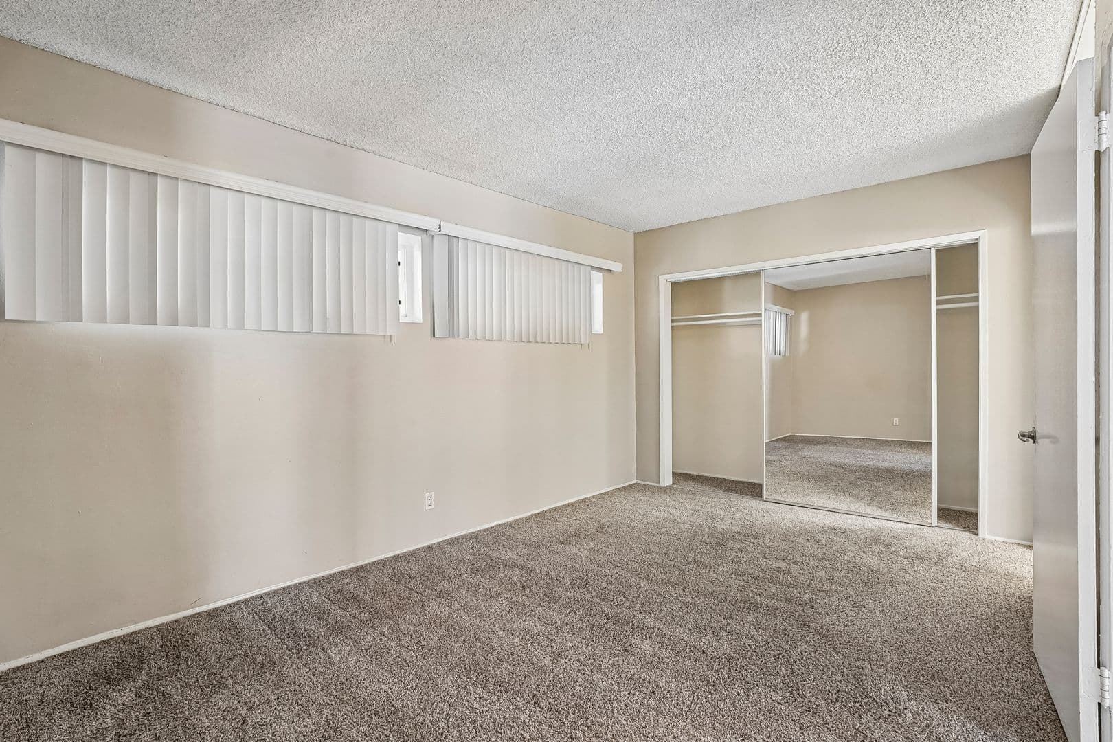 Pasadena Apartment: 410 Raymondale Drive