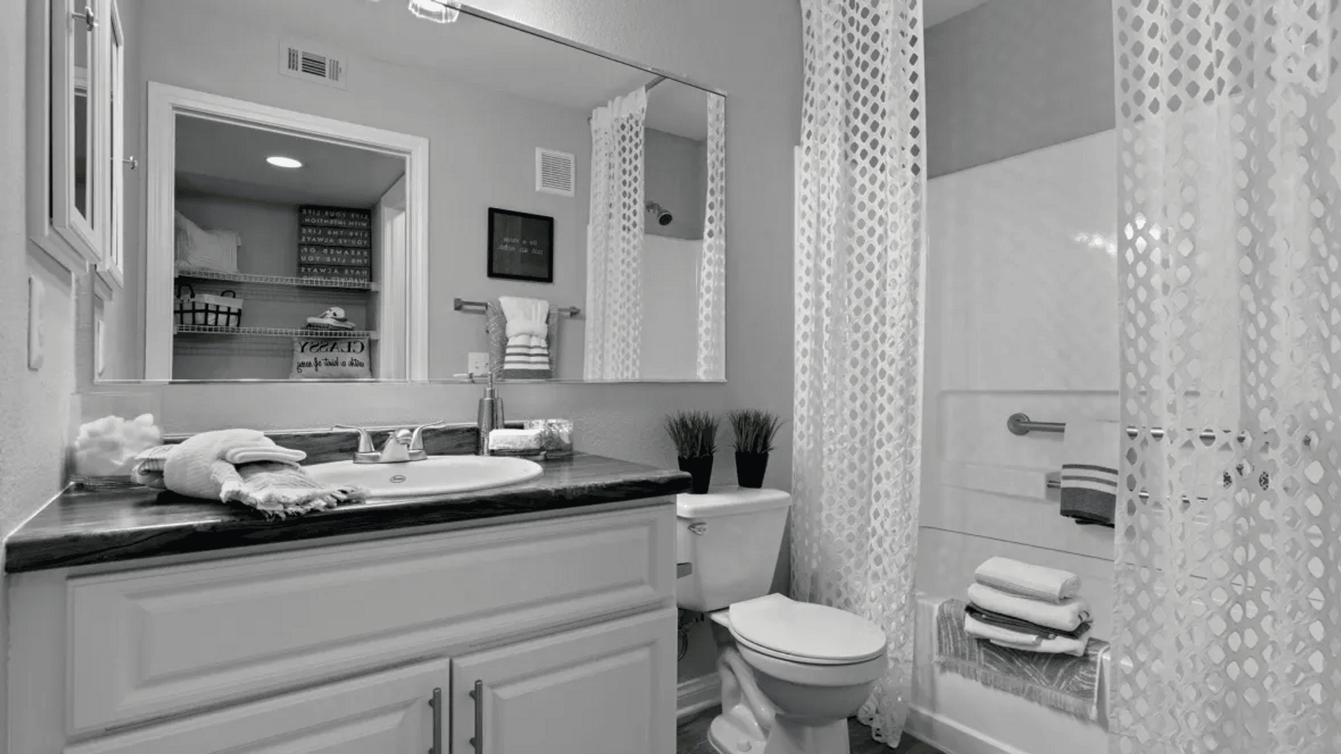 Las Vegas Apartment: 3580 E Alexander Road
