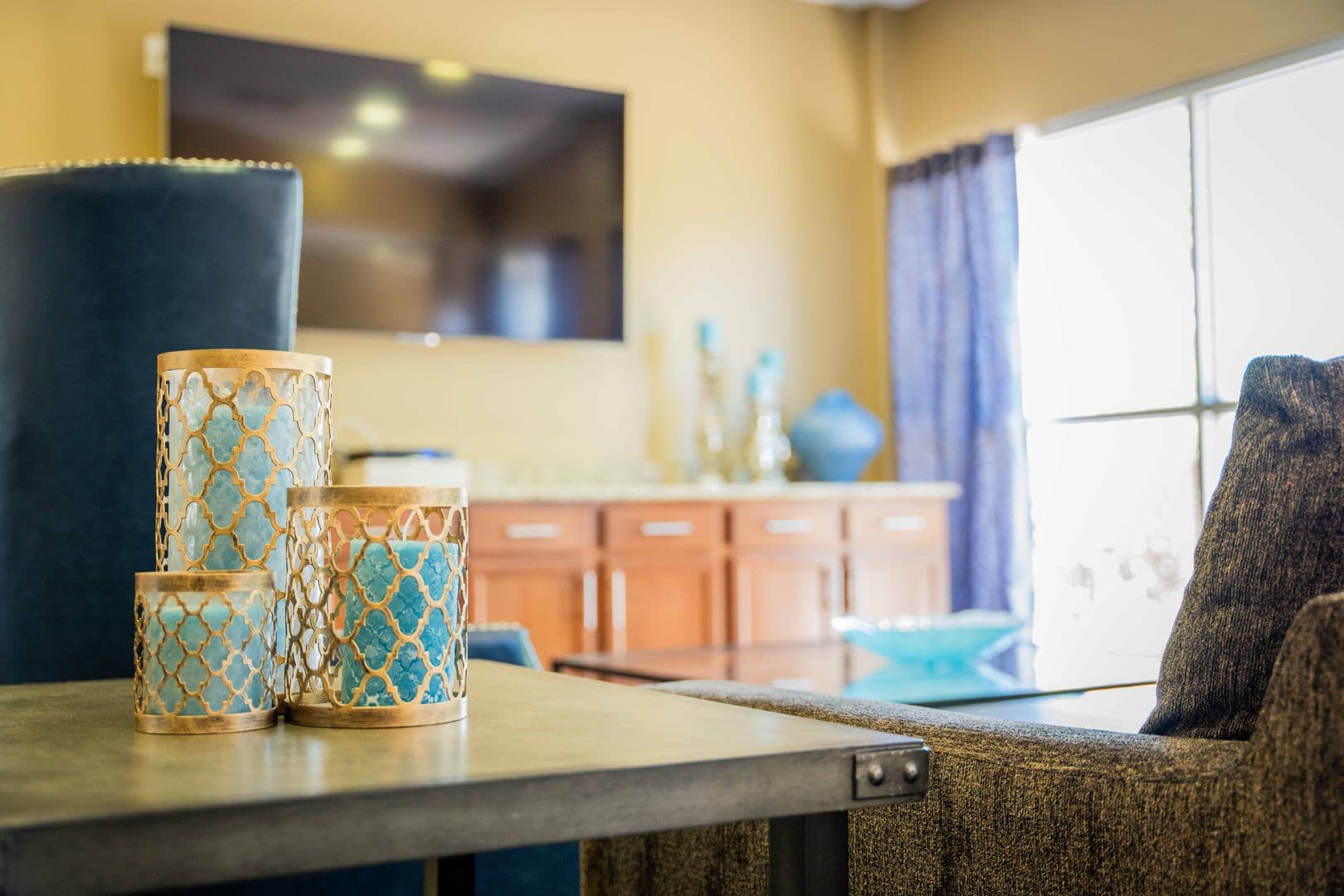 Las Vegas Apartment: 6885 W. Lone Mountain Rd.
