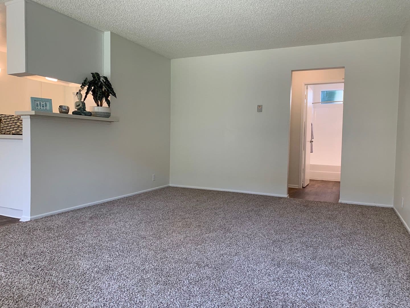 Ventura Apartment: 3325 Armada Drive