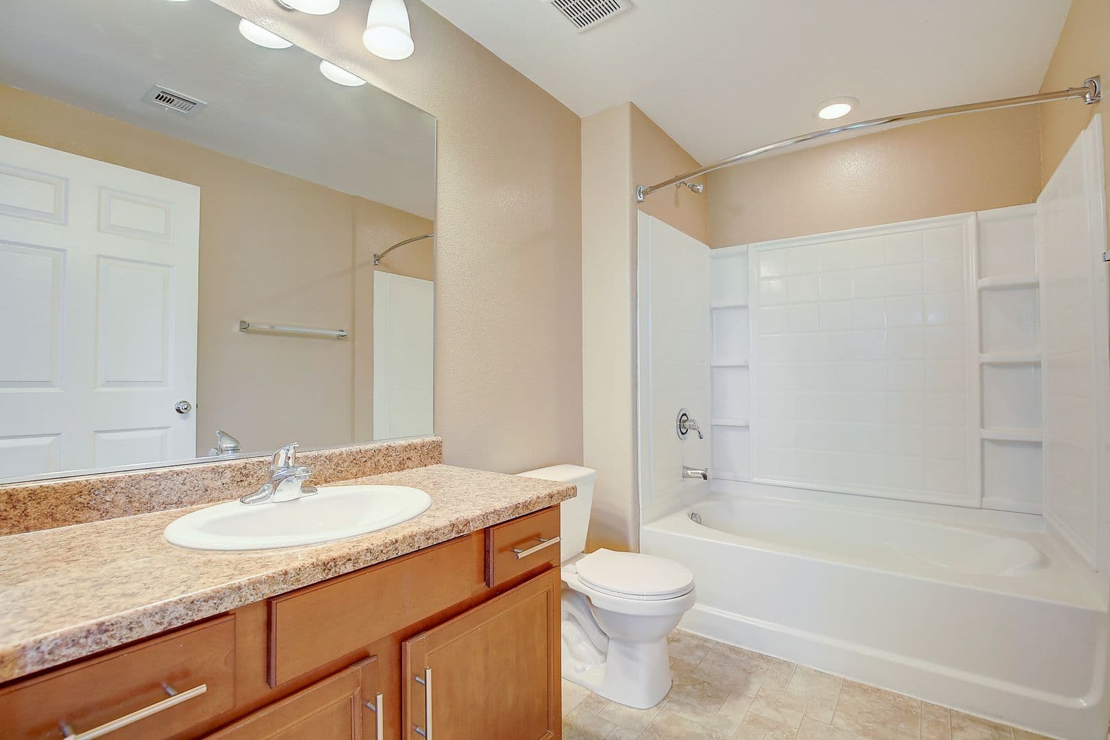 Las Vegas Apartment: 6885 W. Lone Mountain Rd.