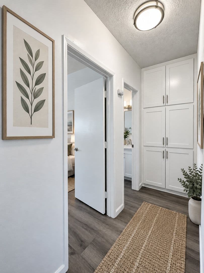 South Gate Apartment: 13637 Ruther Ave