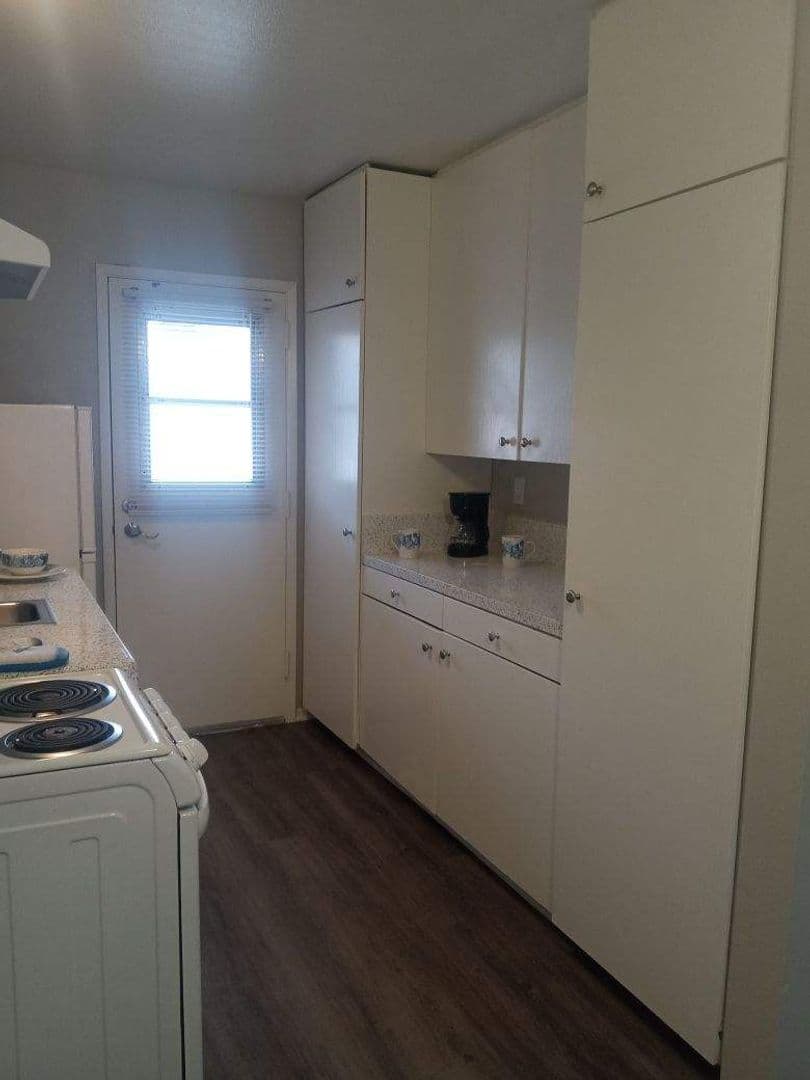 Anaheim Apartment: 127 West Cypress Street