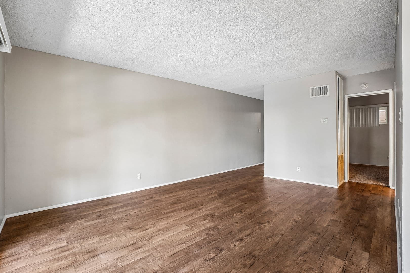 Pasadena Apartment: 410 Raymondale Drive