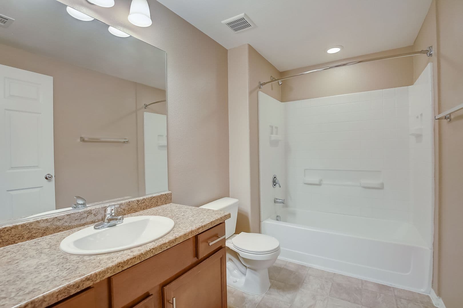 Las Vegas Apartment: 6885 W. Lone Mountain Rd.