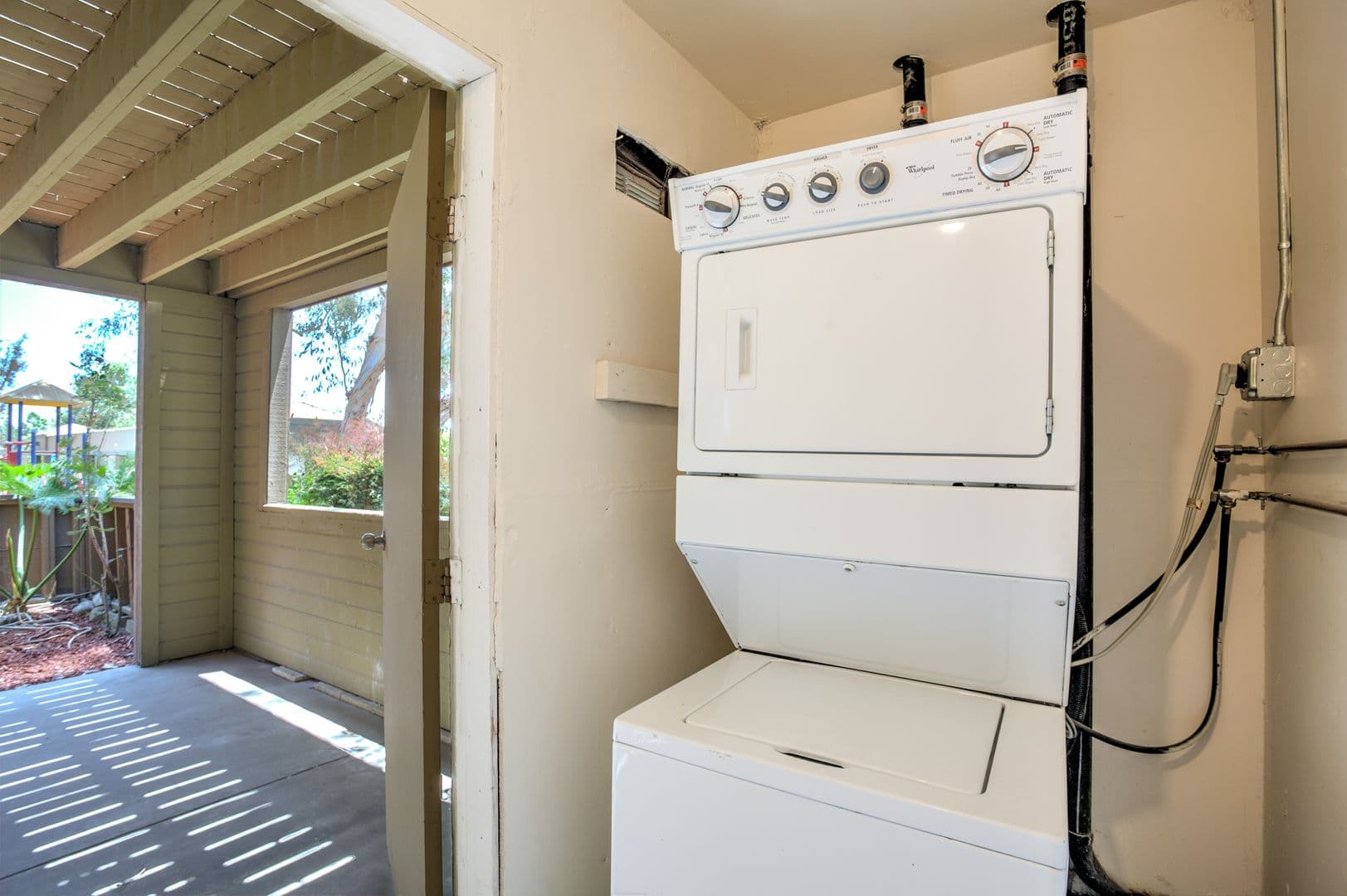 Alta Loma Apartment: 9600 19th Street