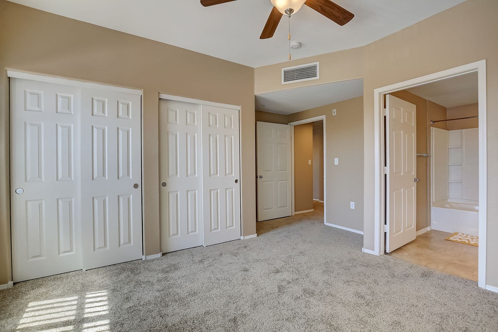 Las Vegas Apartment: 6885 W. Lone Mountain Rd.