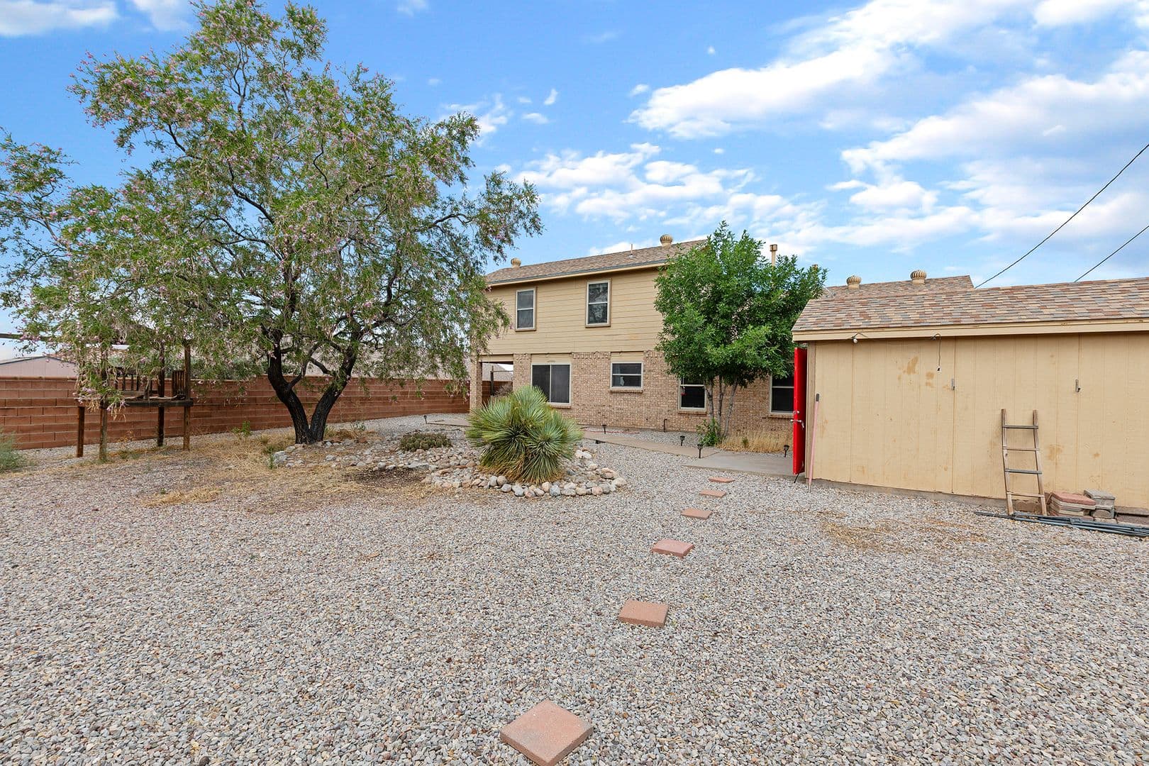 Alamogordo House: 3736 Mosswood
