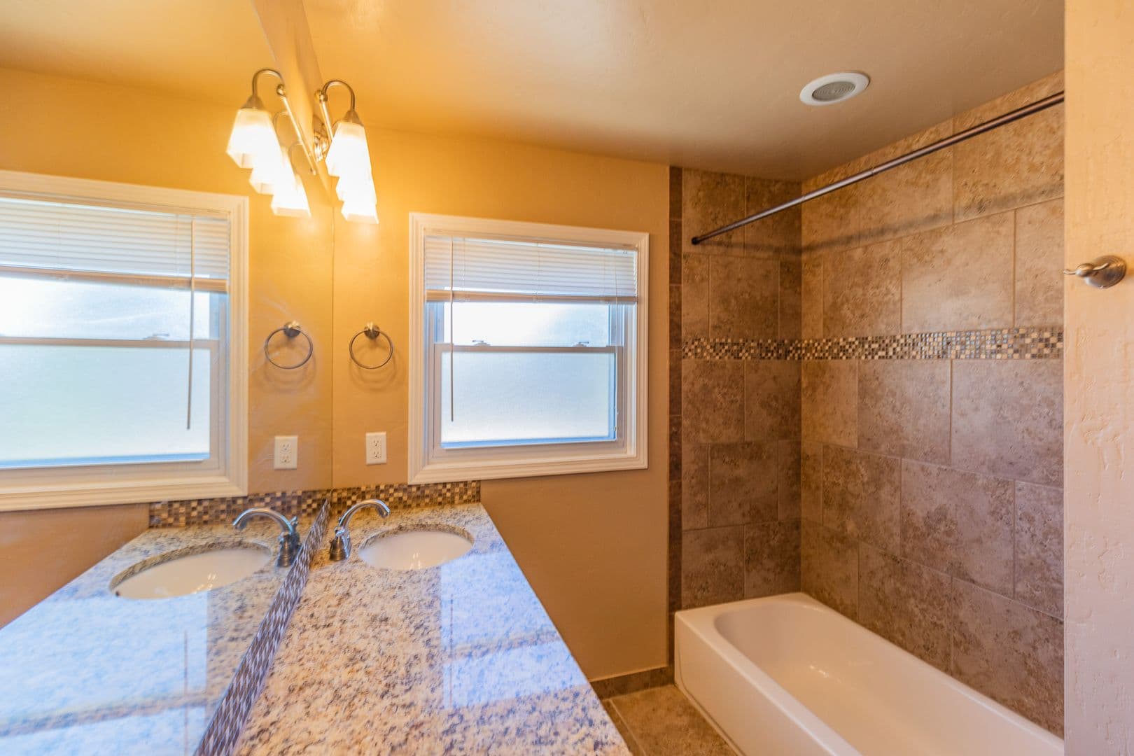 Alamogordo House: 2306 Willow