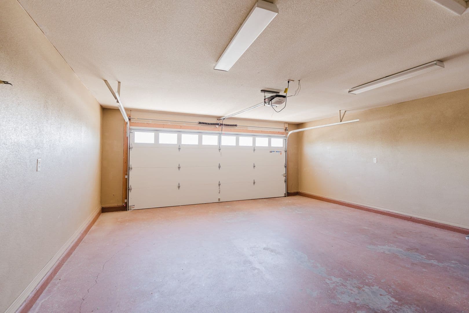 Alamogordo House: 413 Chaco
