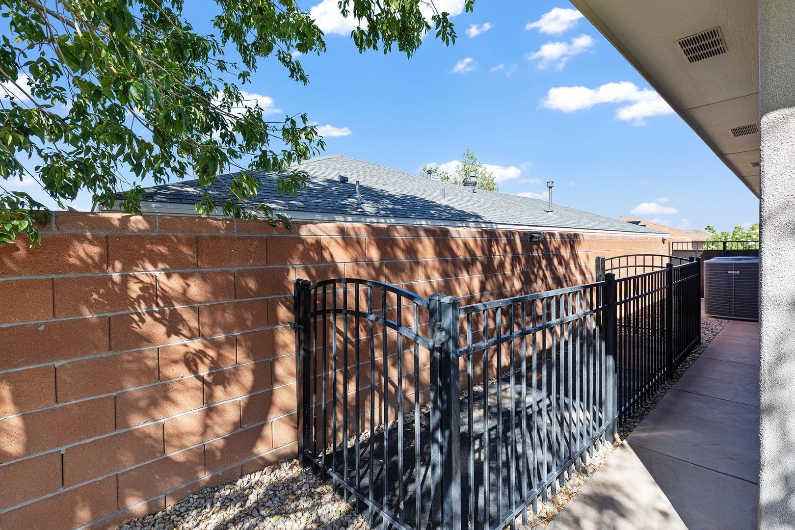 Alamogordo House: 944 Arroyo Seco