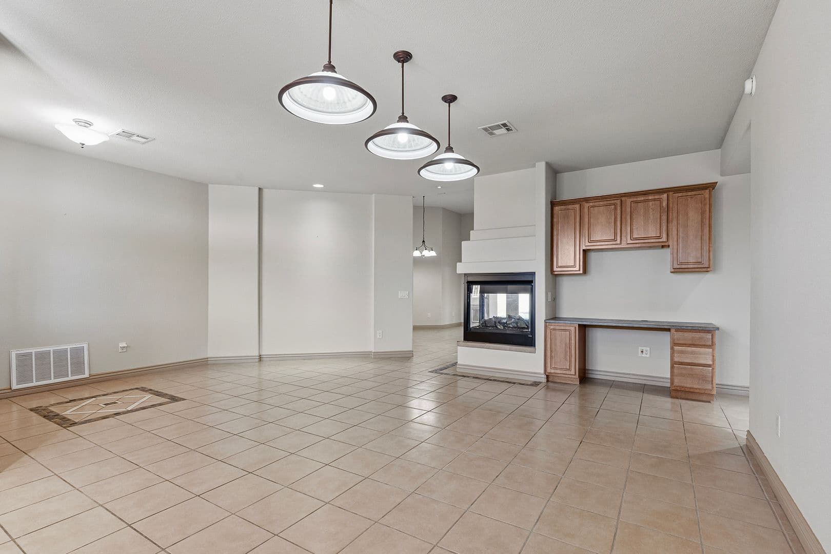Alamogordo House: 477 Camino Real