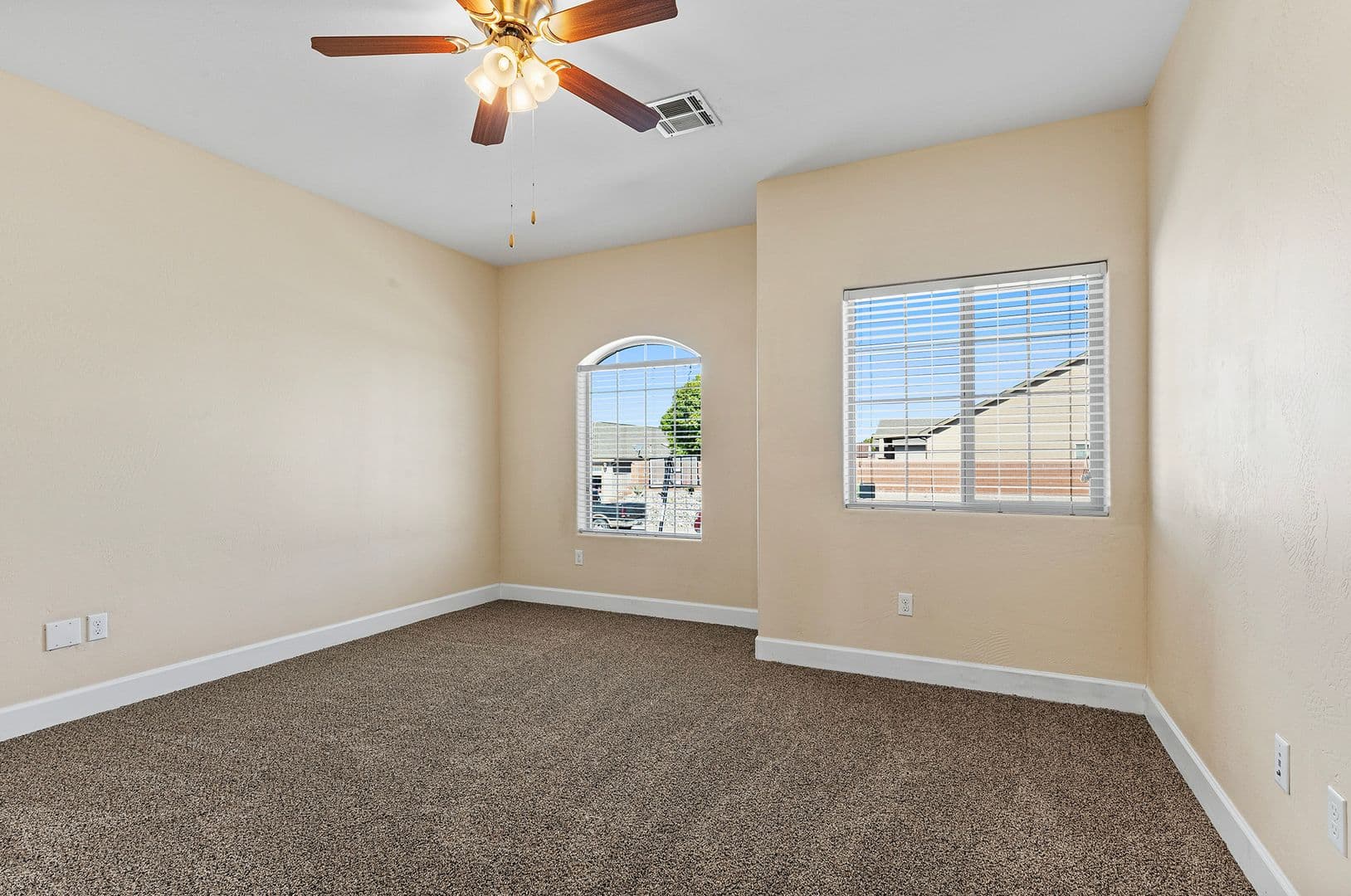 Alamogordo House: 370 Bosque