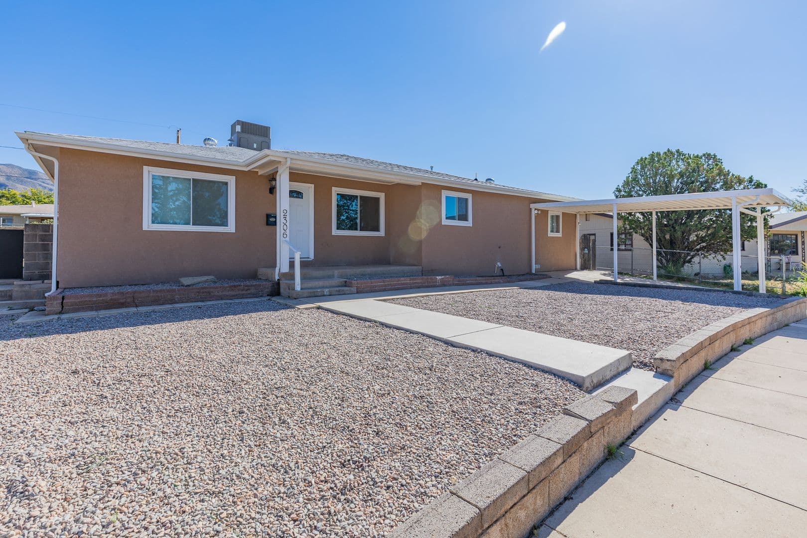 Alamogordo House: 2306 Willow
