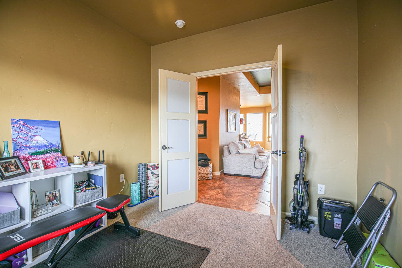 Alamogordo House: 557 Tierra Bella Dr