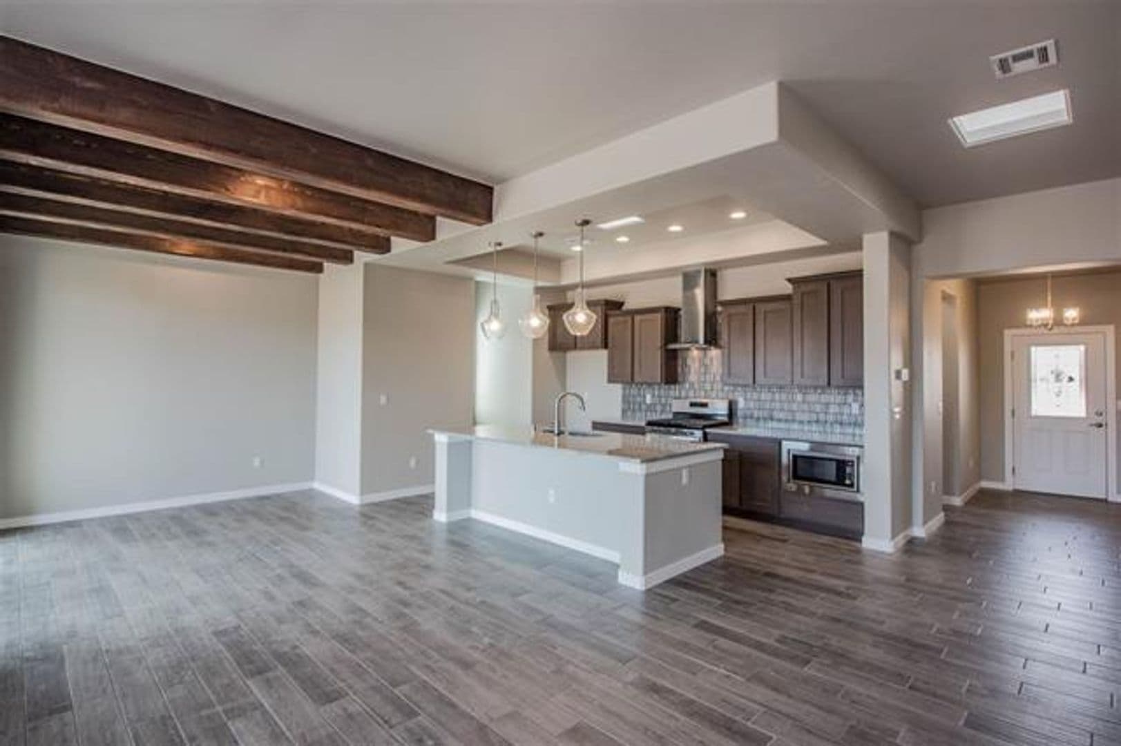 Alamogordo House: 3604 Red Arroyo Dr