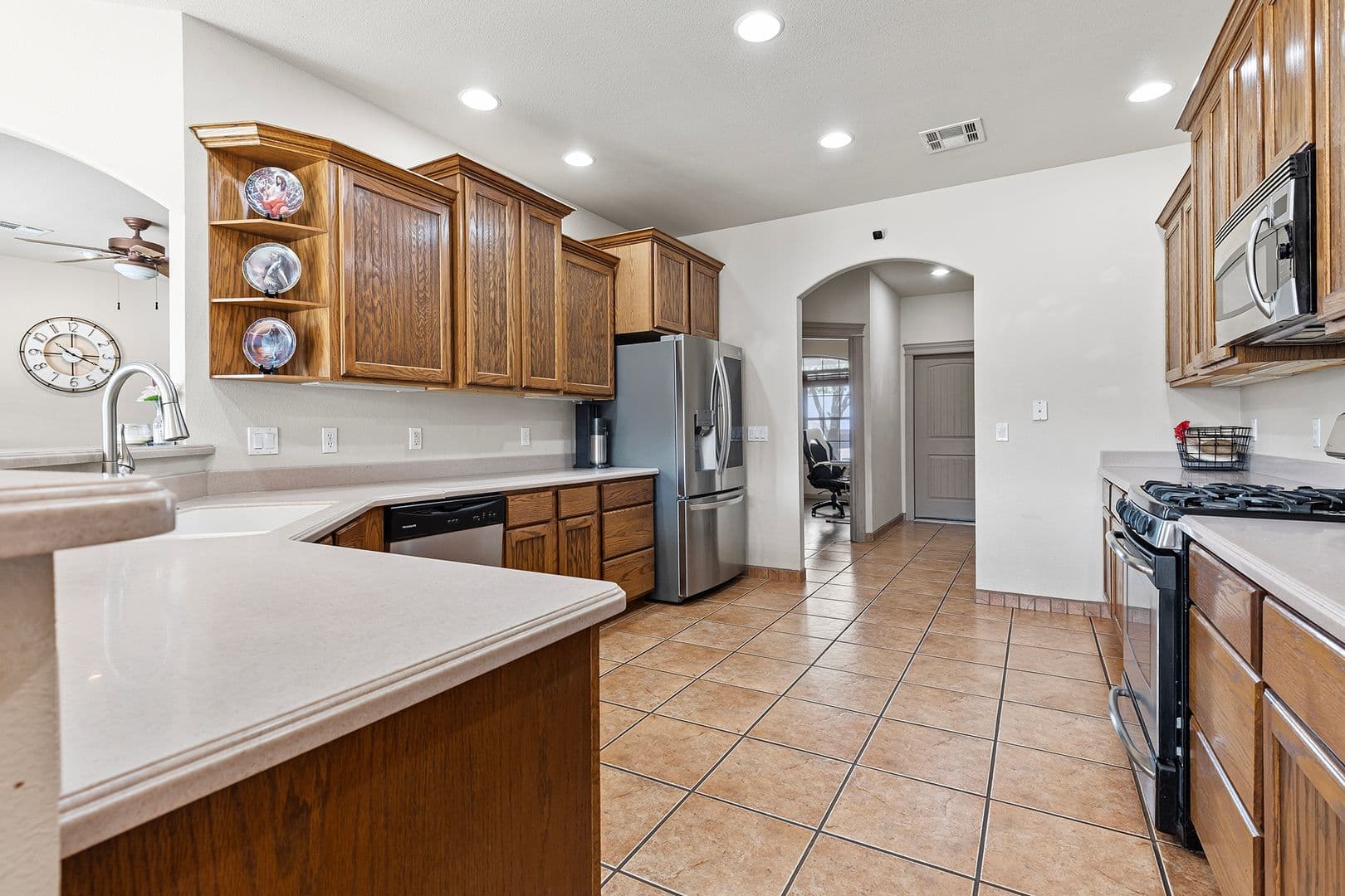 Alamogordo House: 3800 Wood Loop