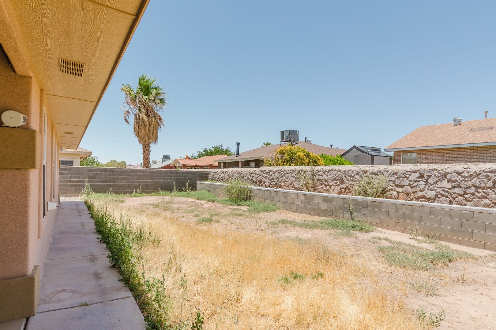 Alamogordo House: 413 Chaco