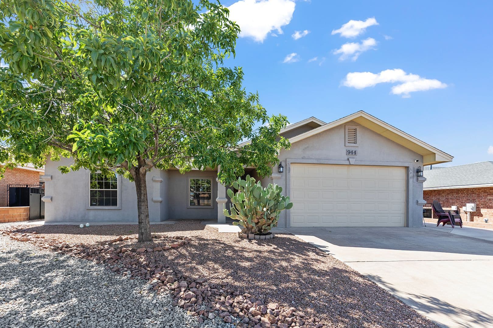 Alamogordo House: 944 Arroyo Seco