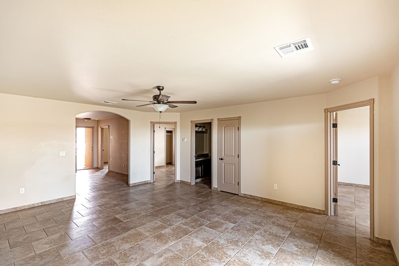 Alamogordo House: 368 Bandolier #B