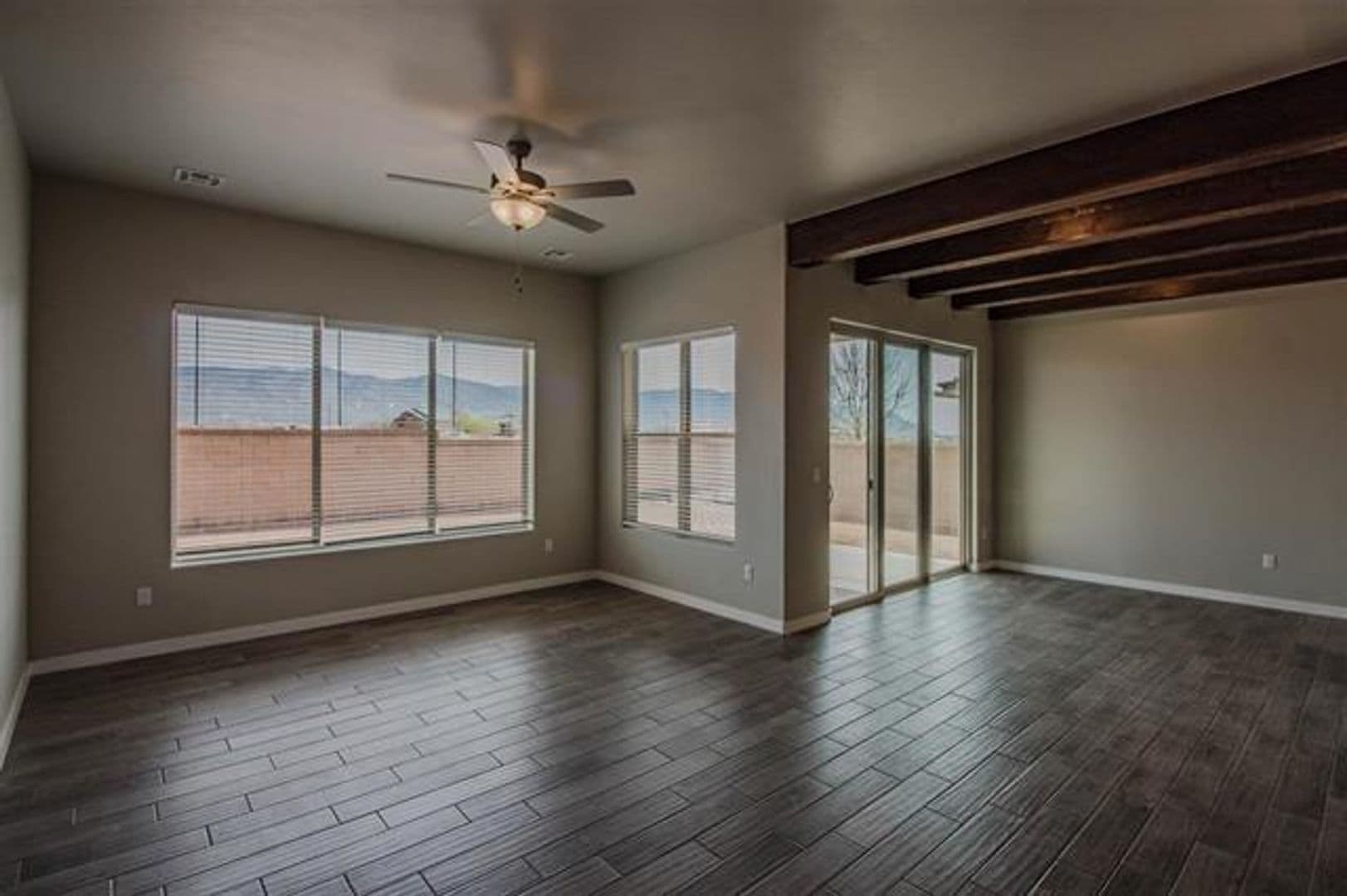 Alamogordo House: 3604 Red Arroyo Dr