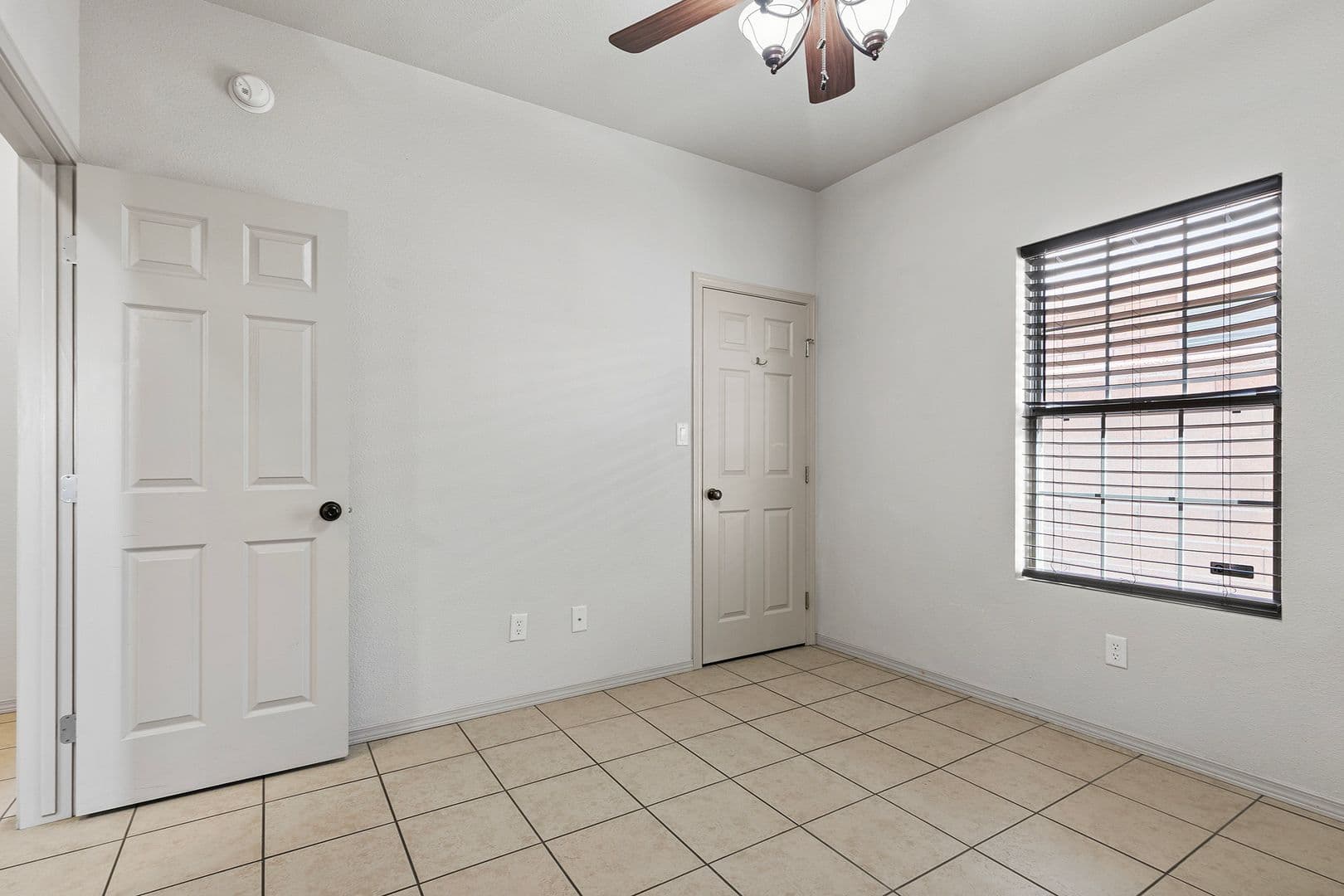 Alamogordo House: 944 Arroyo Seco