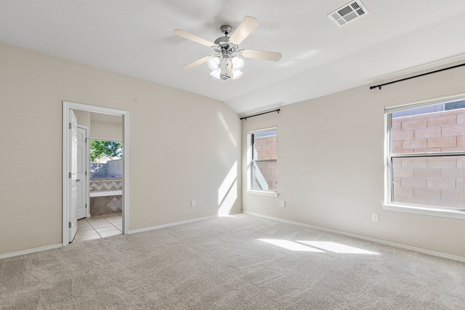 Alamogordo House: 441 Camino Real